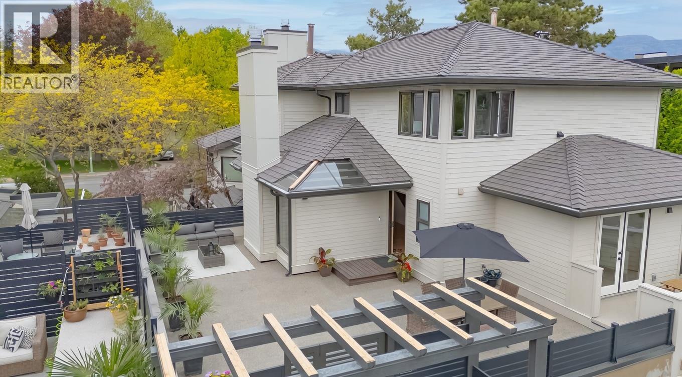 11 414 West Avenue, Kelowna