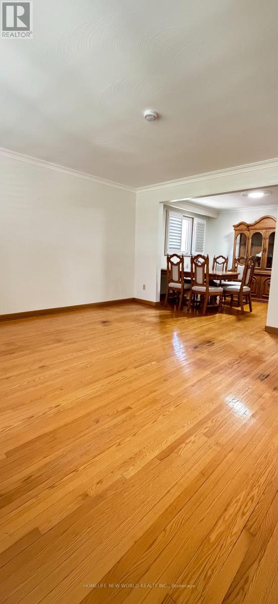 Listing photo of MAIN - 27 BOWHILL CRESCENT