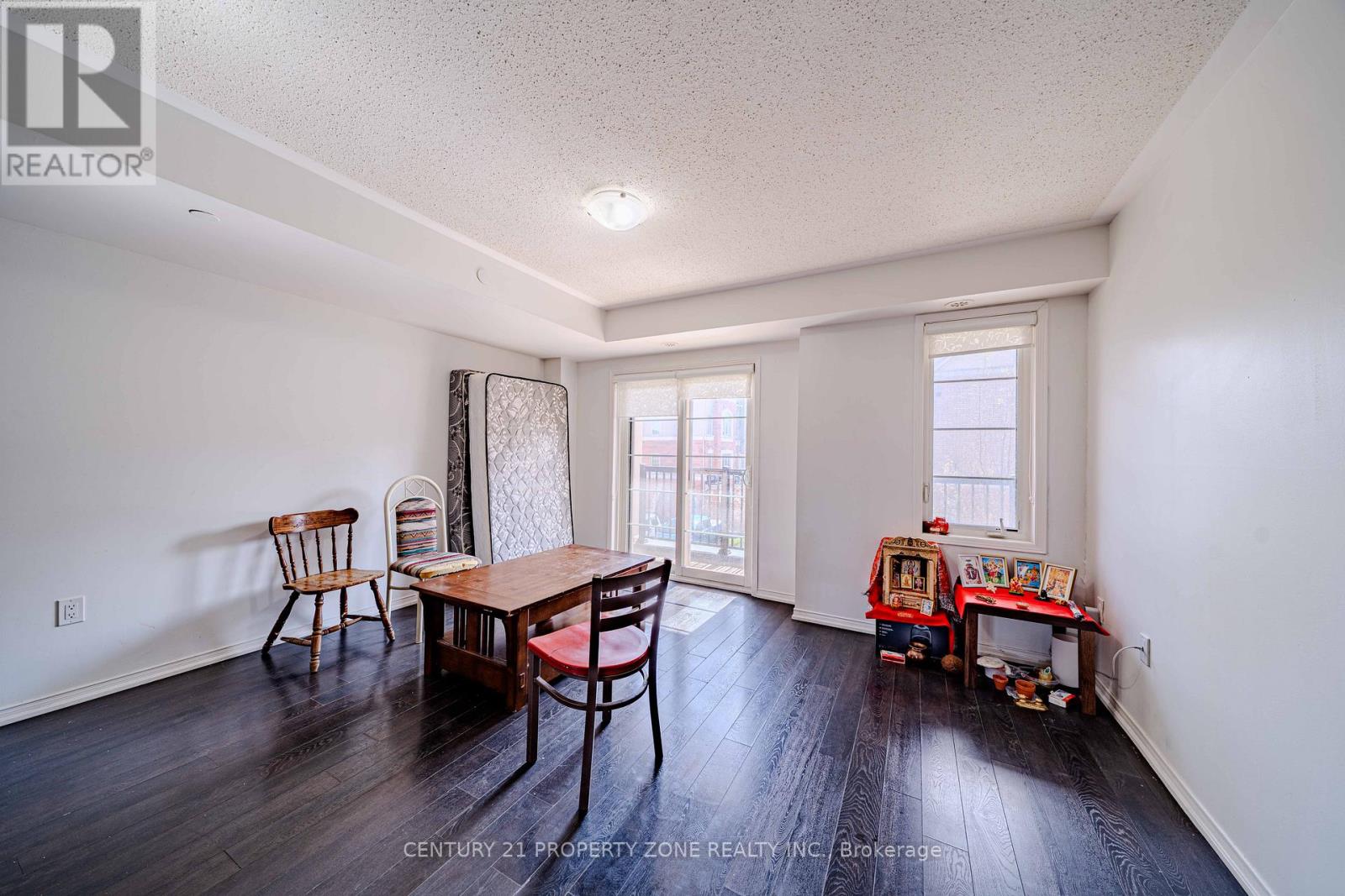 2514 ROSEDROP PATH - 24