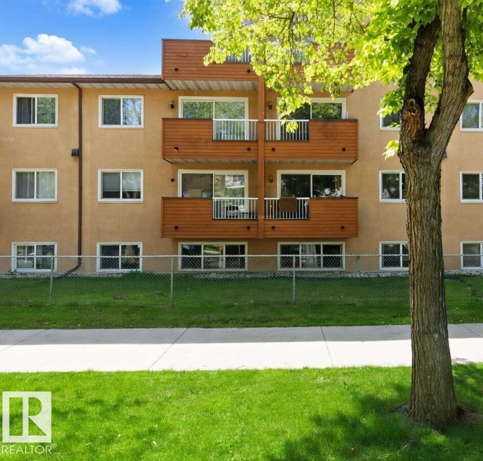 #B2 10620 104 ST NW - 1