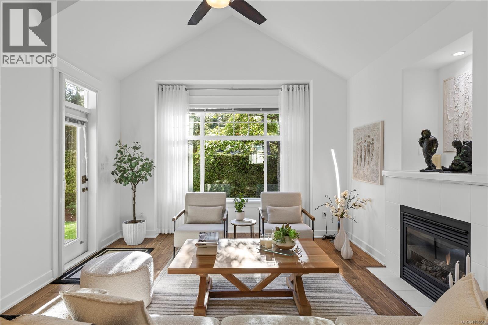 6353 Pinewood Lane - 21