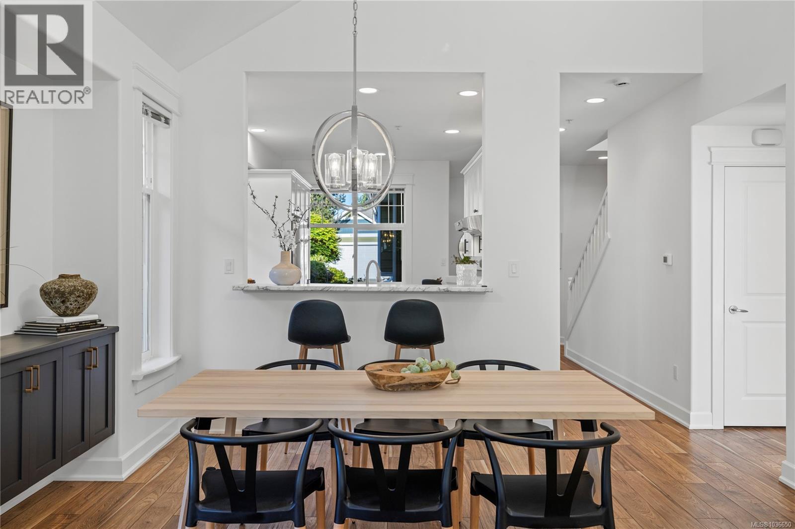 6353 Pinewood Lane - 25