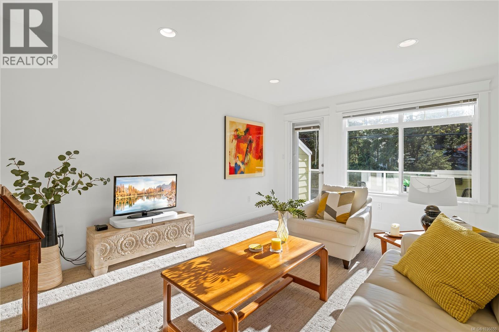 6353 Pinewood Lane - 34