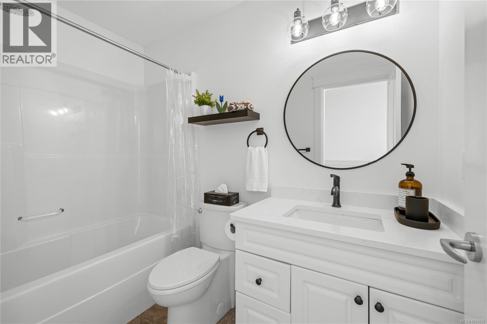 6353 Pinewood Lane - 39