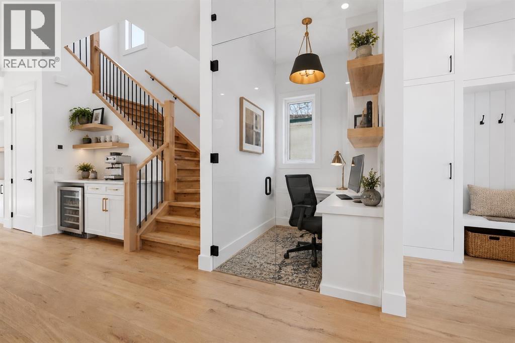 2449 29 Avenue SW - 11
