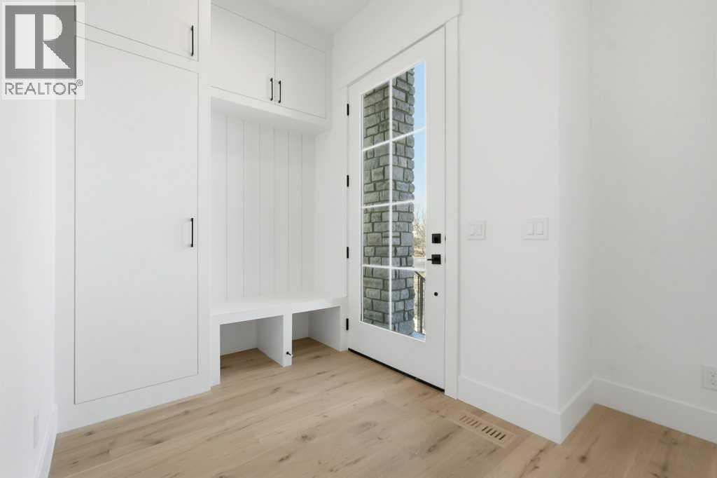 2449 29 Avenue SW - Image 2