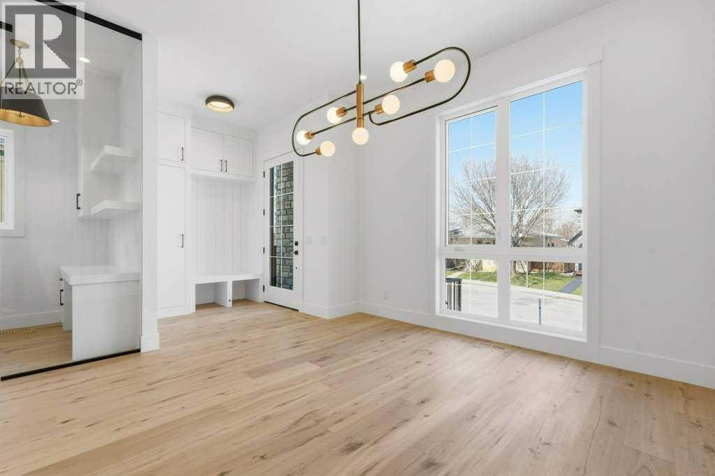 2449 29 Avenue SW - 4