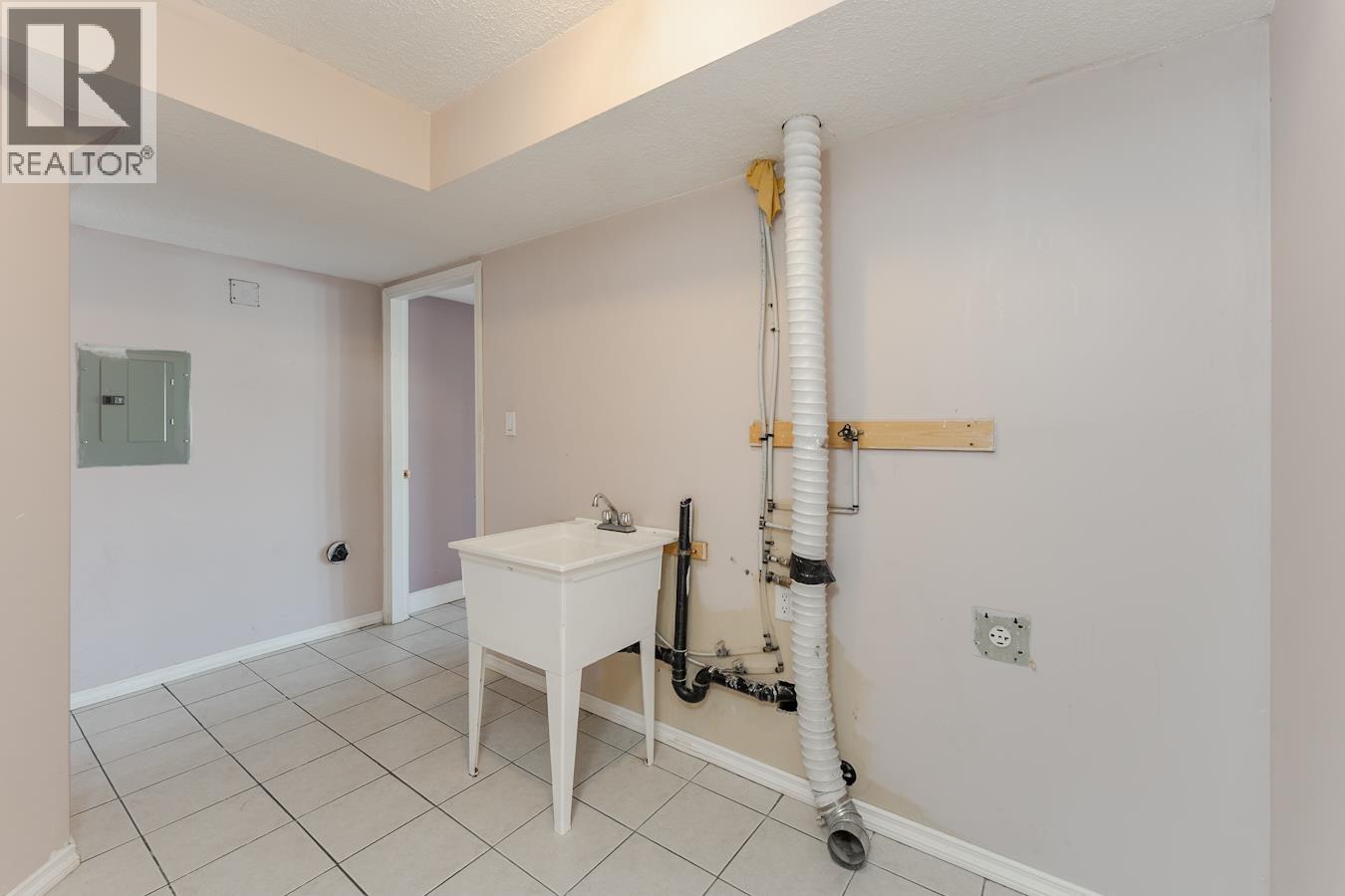 Photo 9 of 40 — 6982 EUGENE ROAD · Prince George, BC