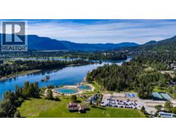 225 2nd Avenue, Castlegar, BC V1N3C2 Photo 19