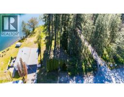 225 2nd Avenue, Castlegar, BC V1N3C2 Photo 12