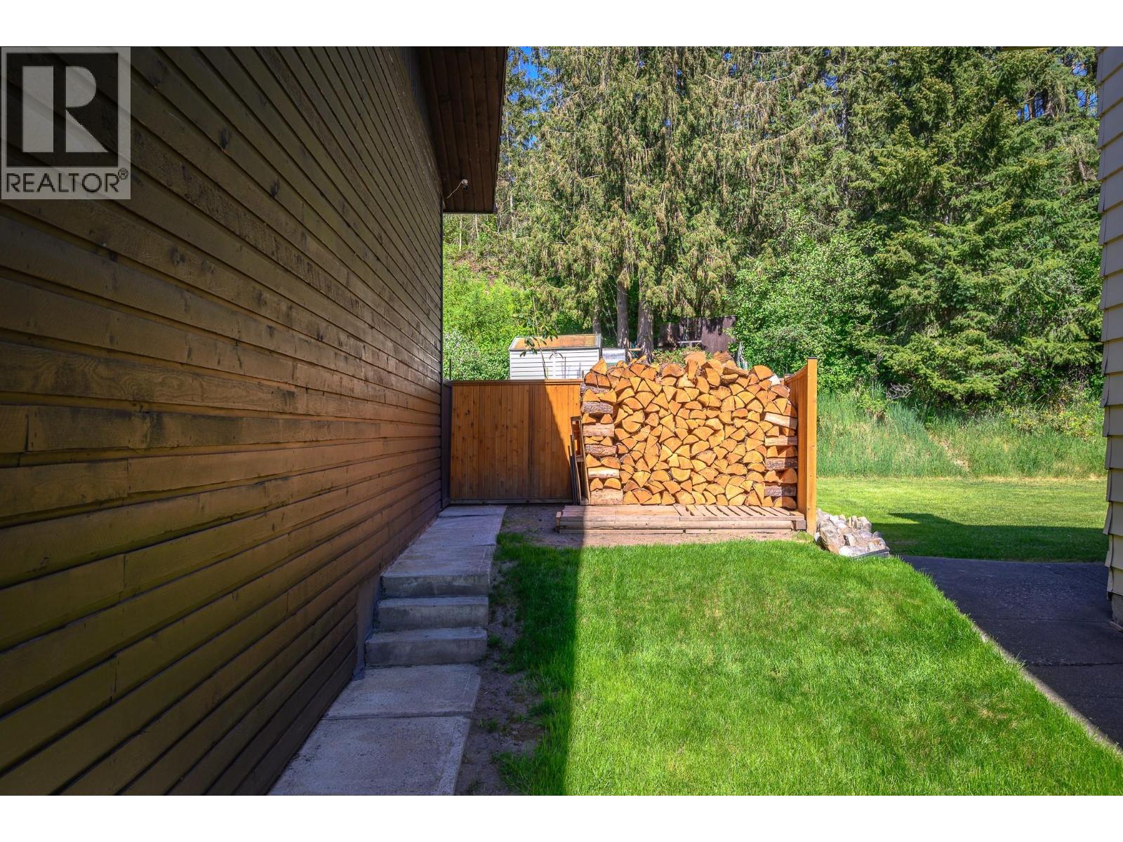 3895 Highland Park Drive - 31