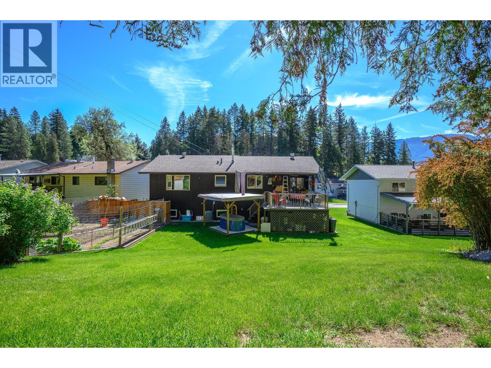 3895 Highland Park Drive - 35