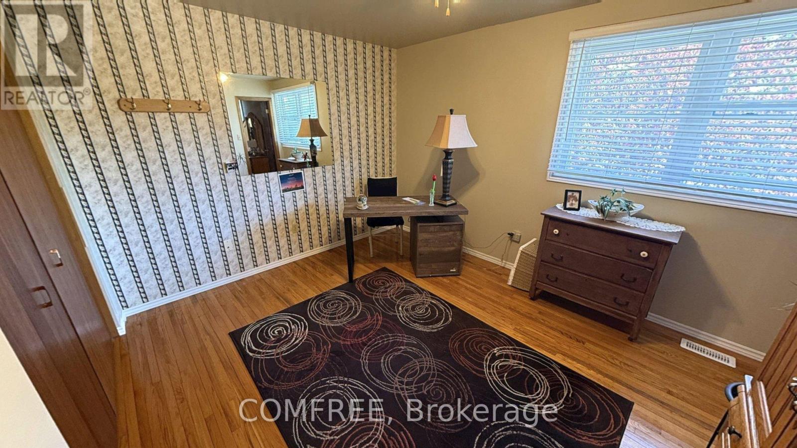4088 FLORENCE AVENUE - 15