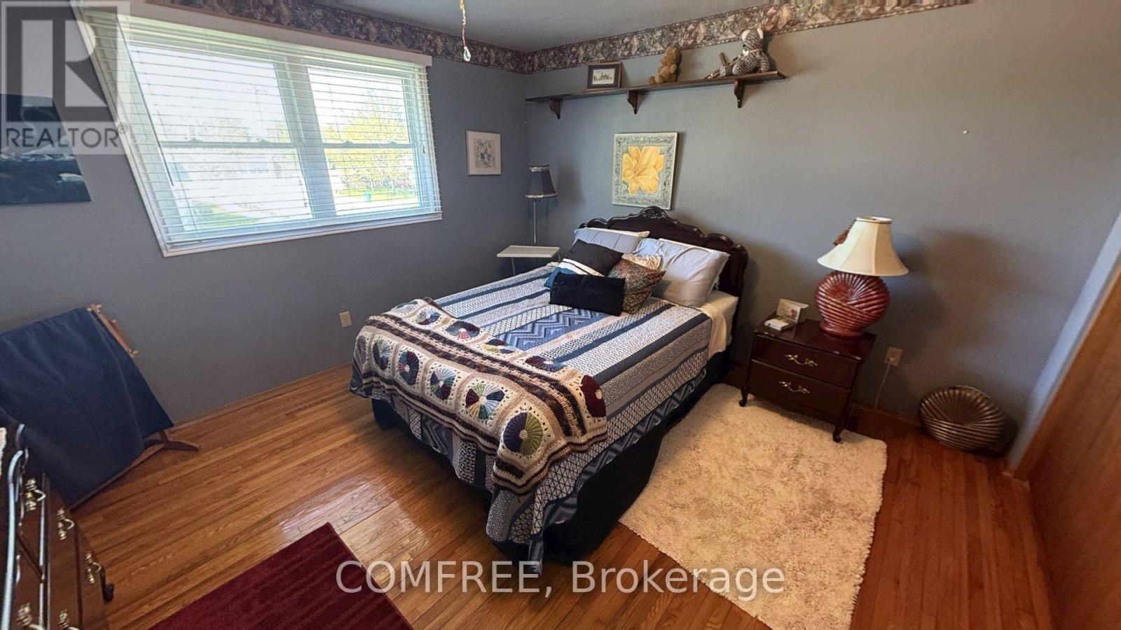 4088 FLORENCE AVENUE - 17