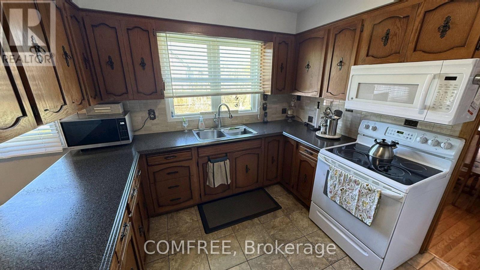 4088 FLORENCE AVENUE - 5