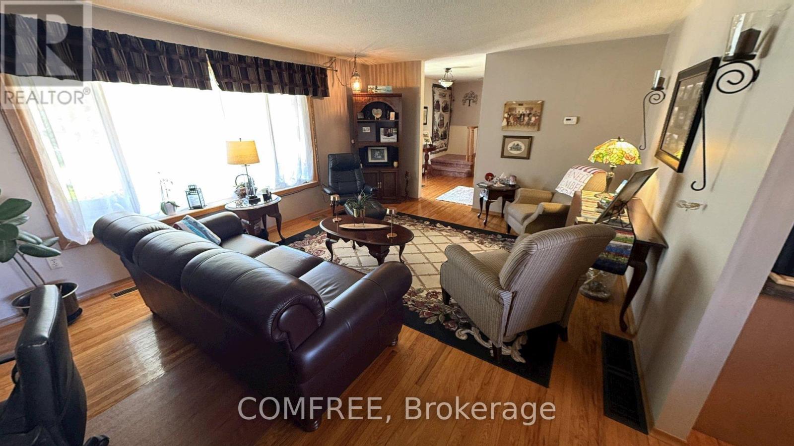 4088 FLORENCE AVENUE - 8