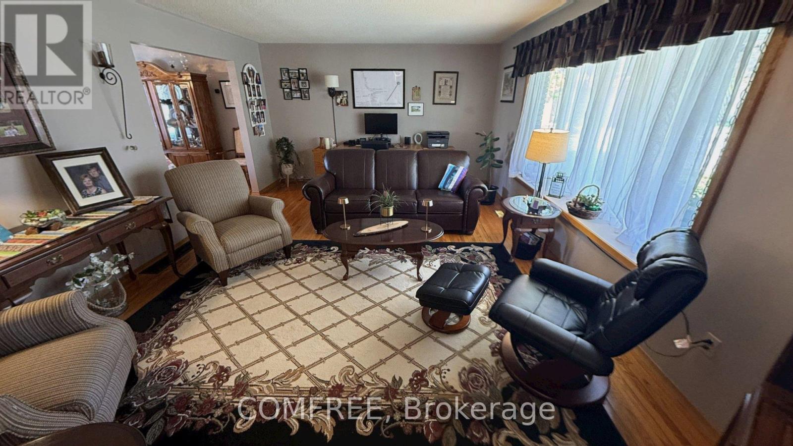 4088 FLORENCE AVENUE - 9
