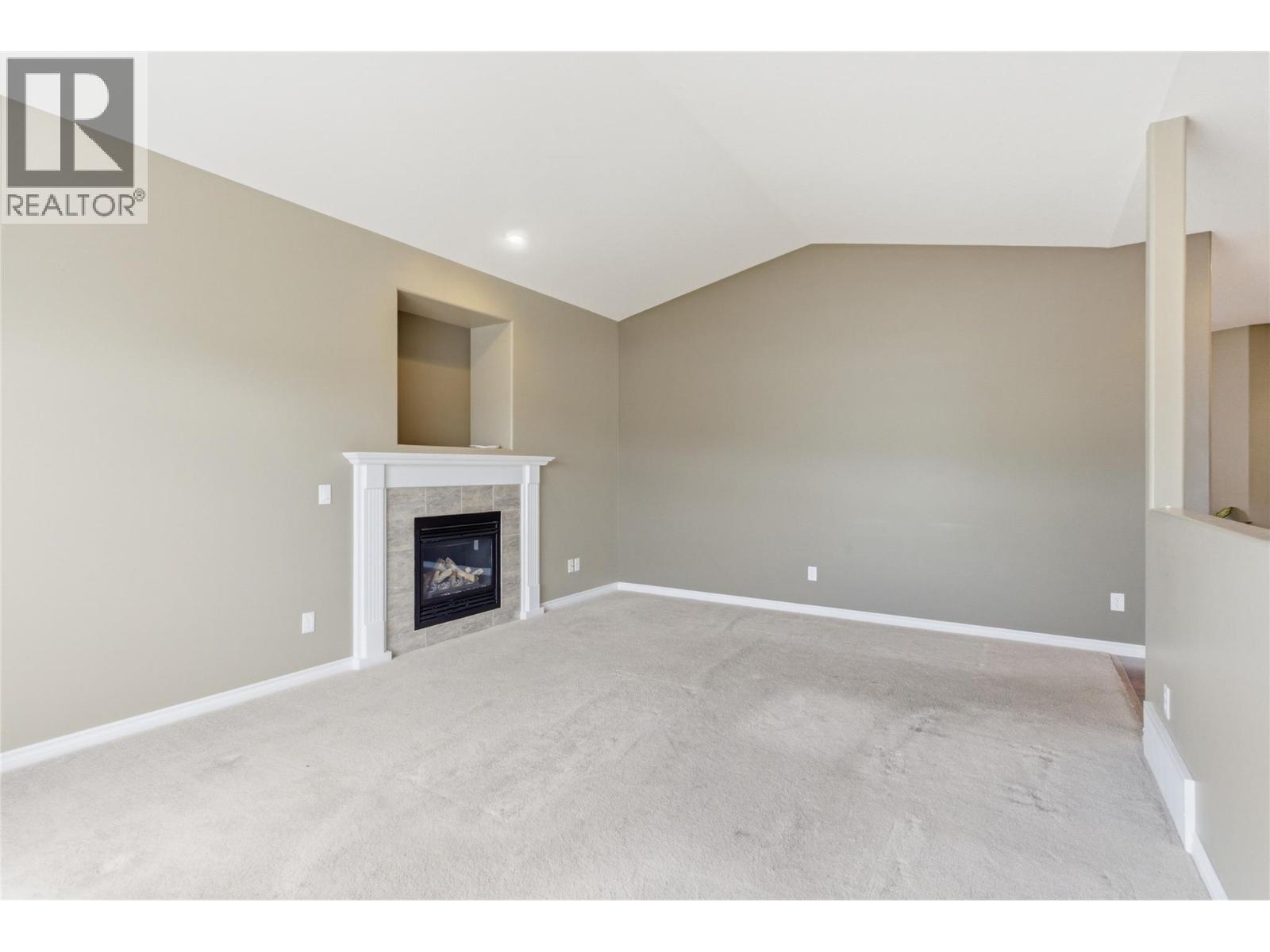 1661 Woodburn Drive - 4