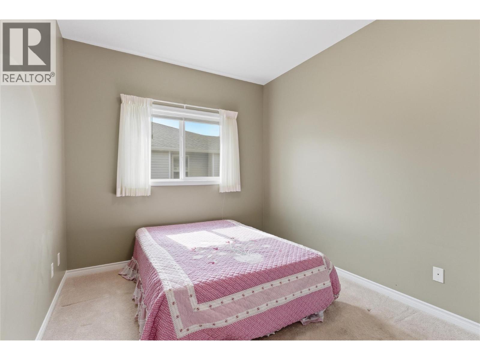 1661 Woodburn Drive - 6
