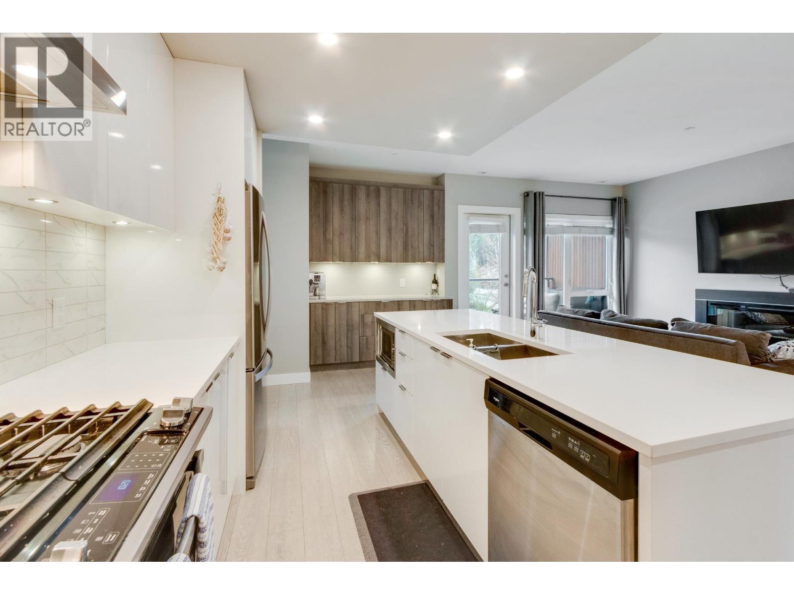 32 3595 SALAL DRIVE, North Vancouver