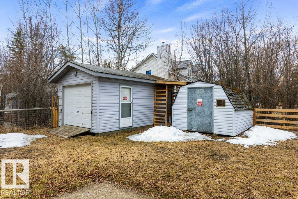 1651 LAKEVIEW LN — photo 34