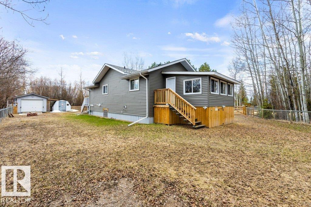 1651 LAKEVIEW LN — photo 41