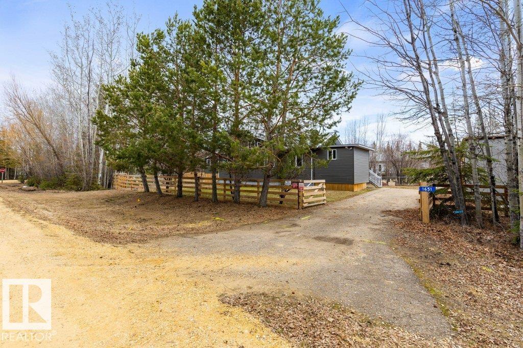 1651 LAKEVIEW LN — photo 37