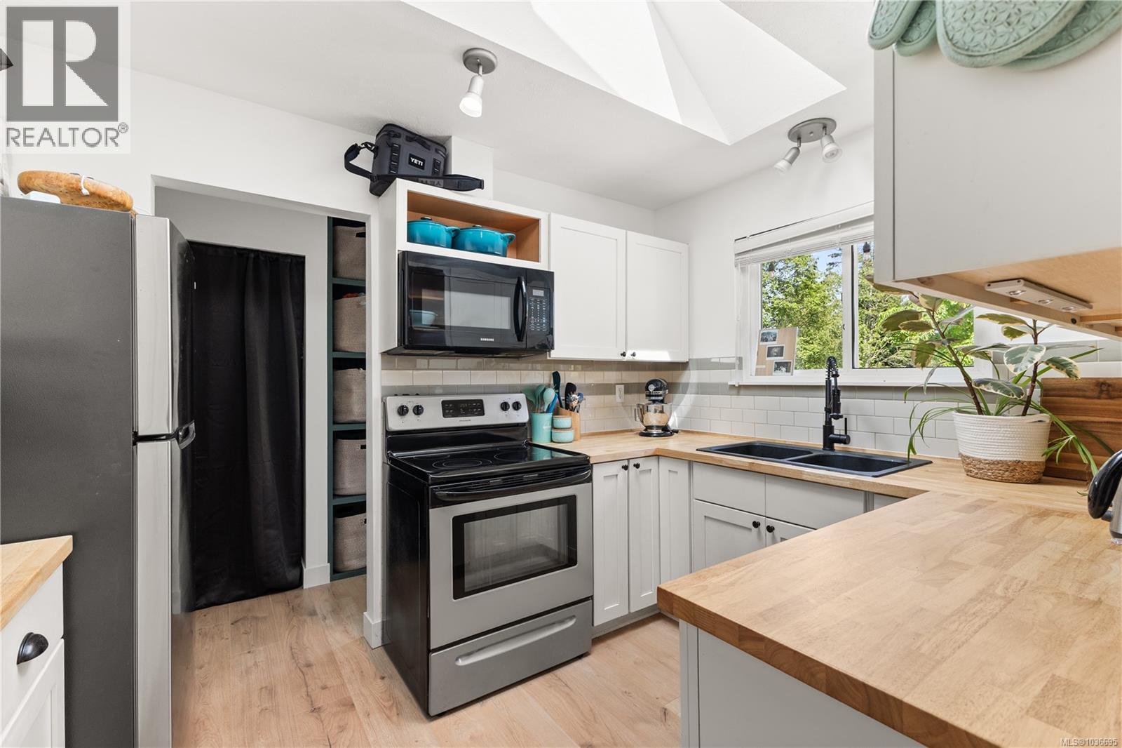 3988 Craig Rd - 5