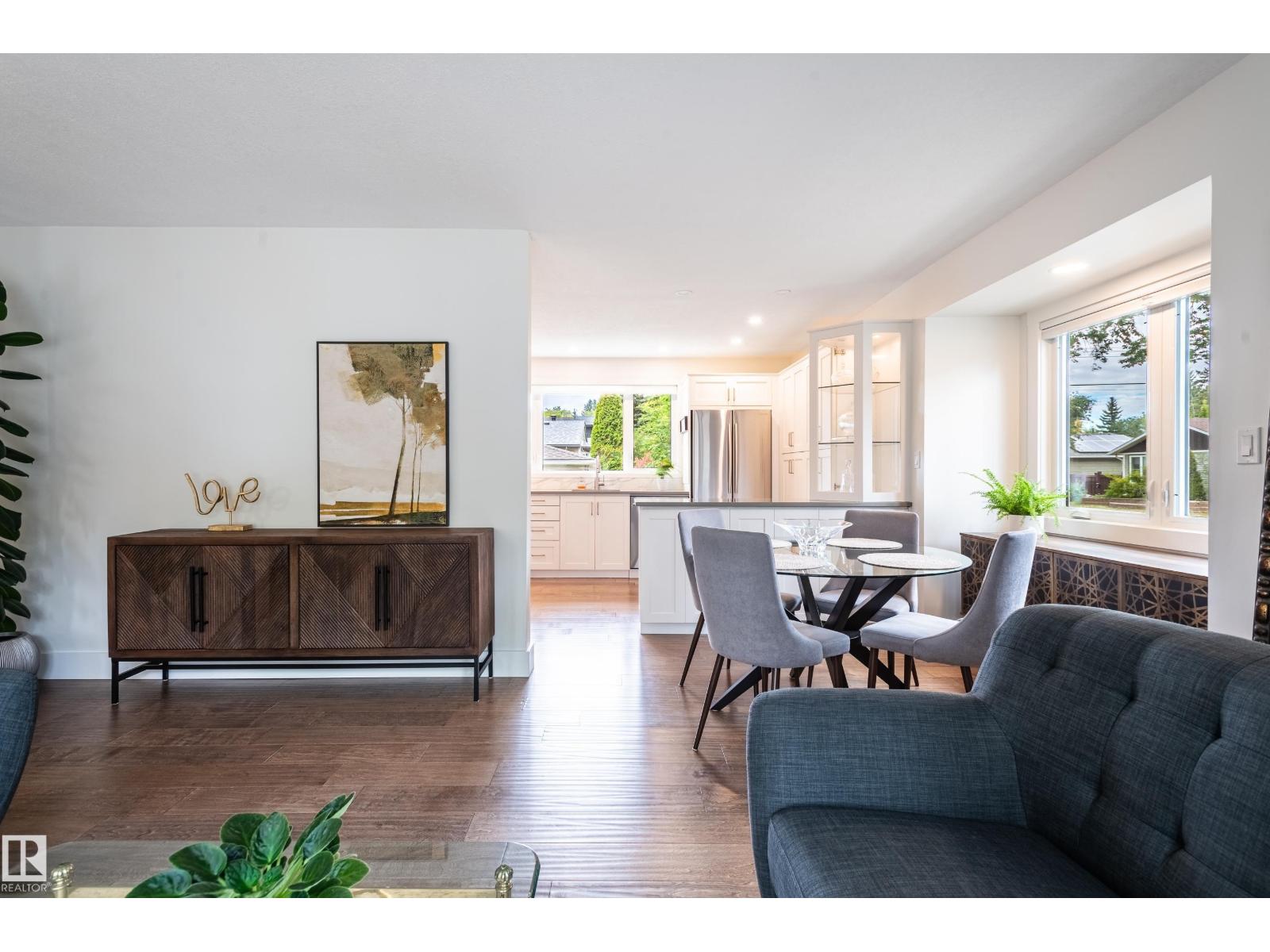 14604 92A AV NW - 12