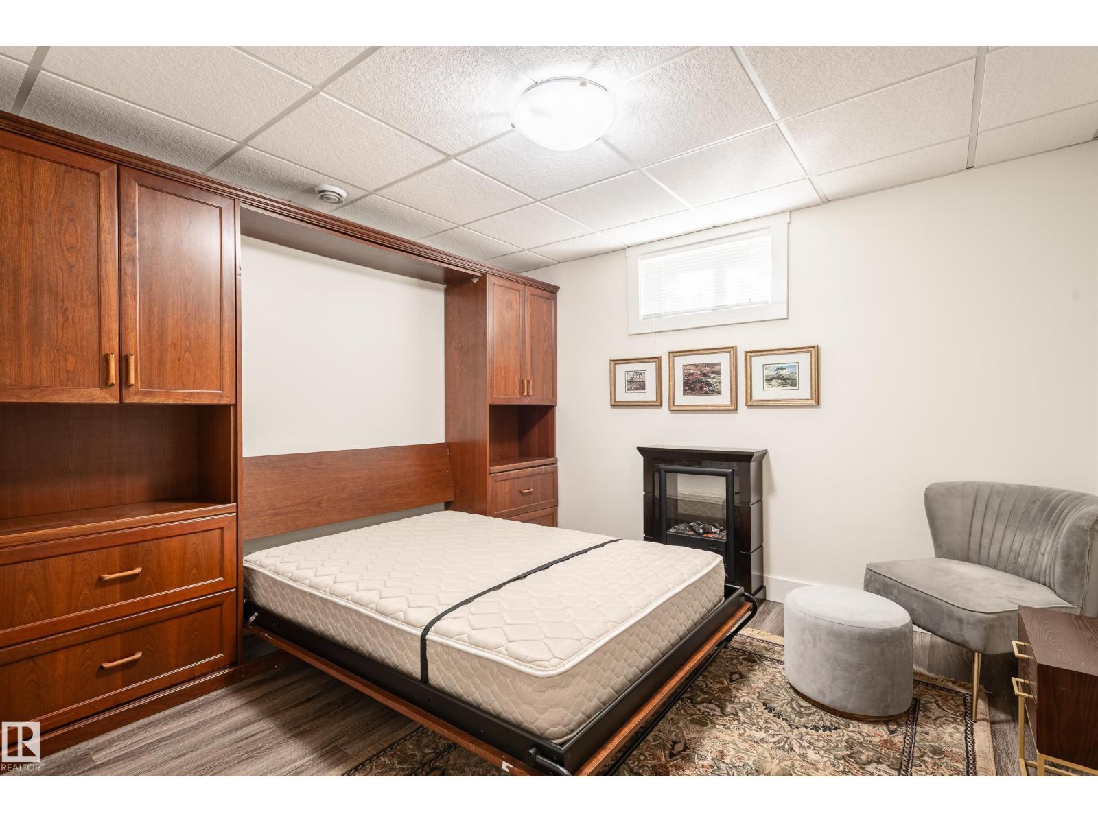 14604 92A AV NW - 46