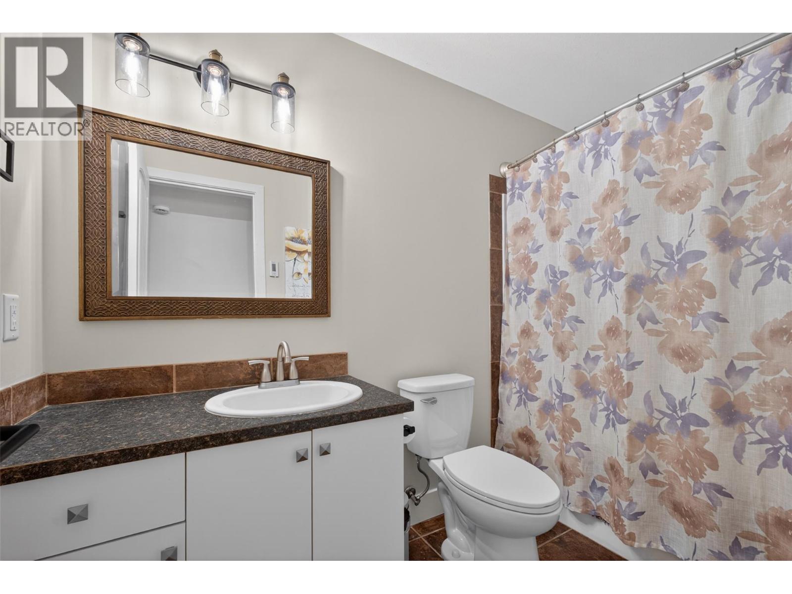  2131 Shannon Way, West Kelowna