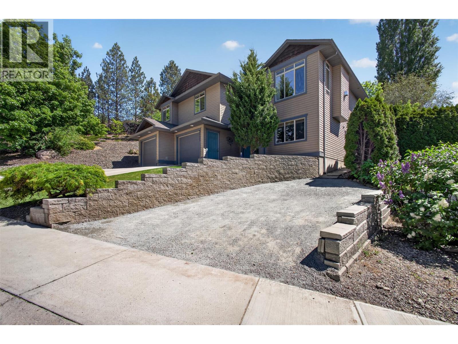  2131 Shannon Way, West Kelowna
