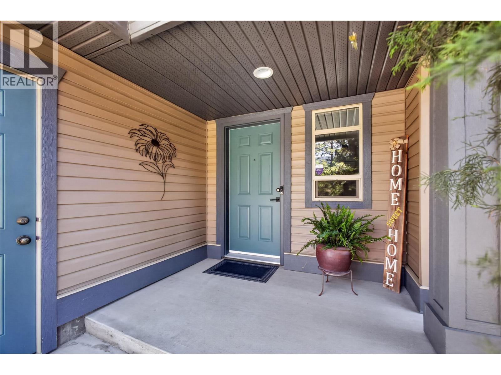  2131 Shannon Way, West Kelowna