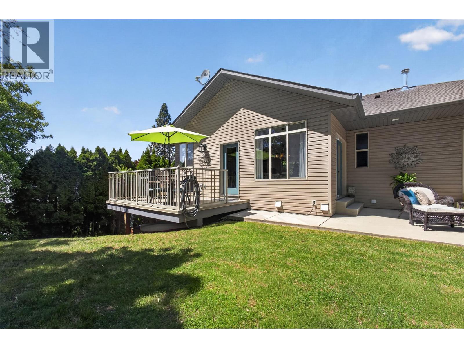  2131 Shannon Way, West Kelowna