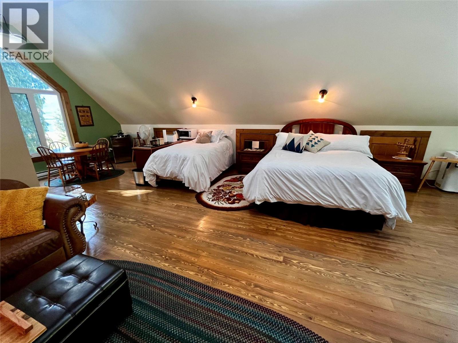 516 Bayview Road - 44