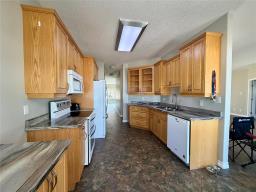 108 Johnson's Point Road, Clearwater Lake, MB R9A1K2 Photo 14