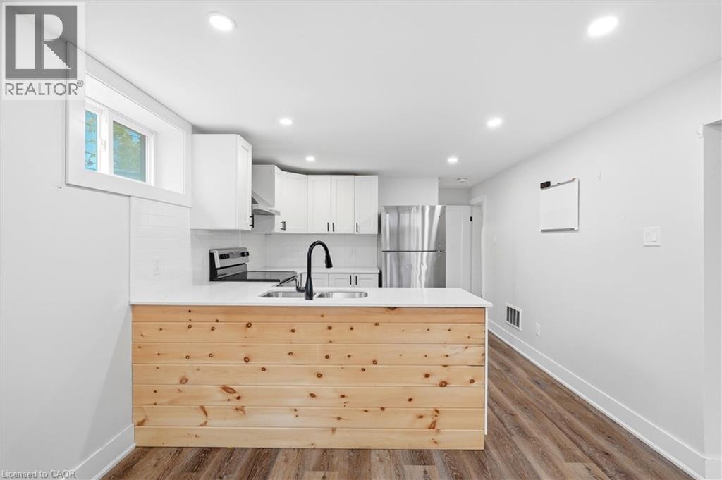 16 RONALDSHAY Avenue - 25