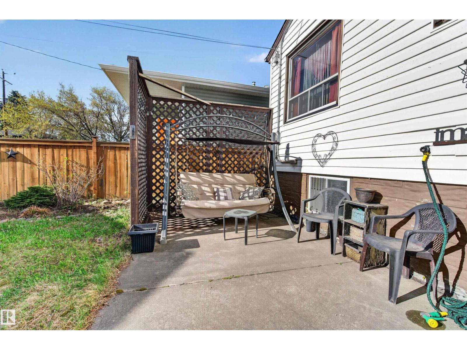 6402 106 ST NW NW - 29