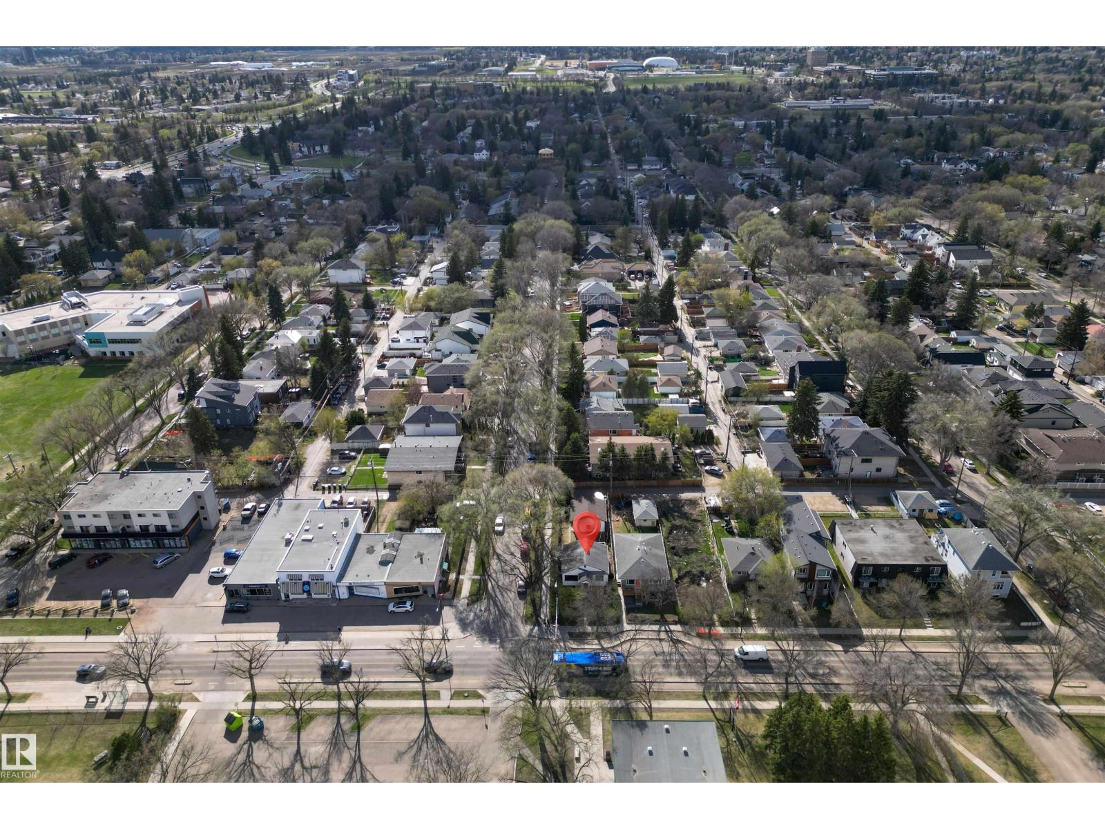 6402 106 ST NW NW - 35