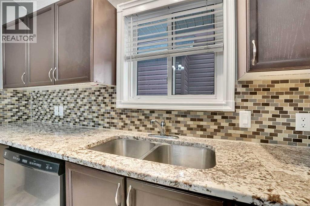 131 Martinridge Grove NE - 17