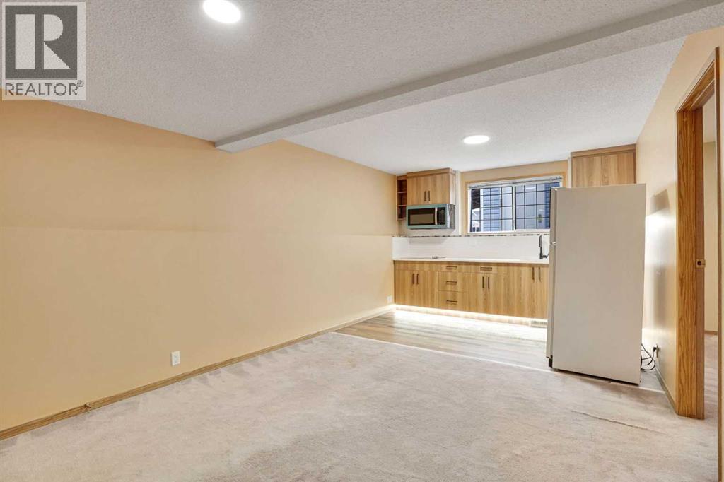 131 Martinridge Grove NE - 26