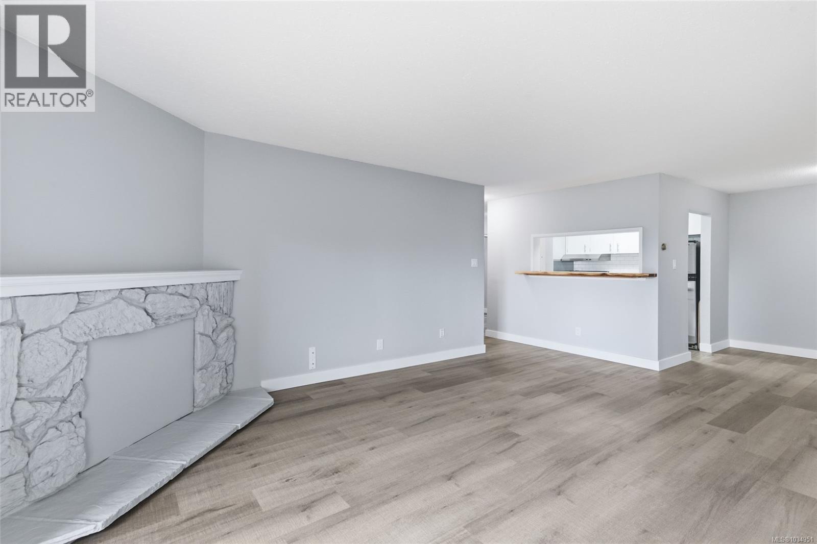 #208 363 Morison Ave - 9