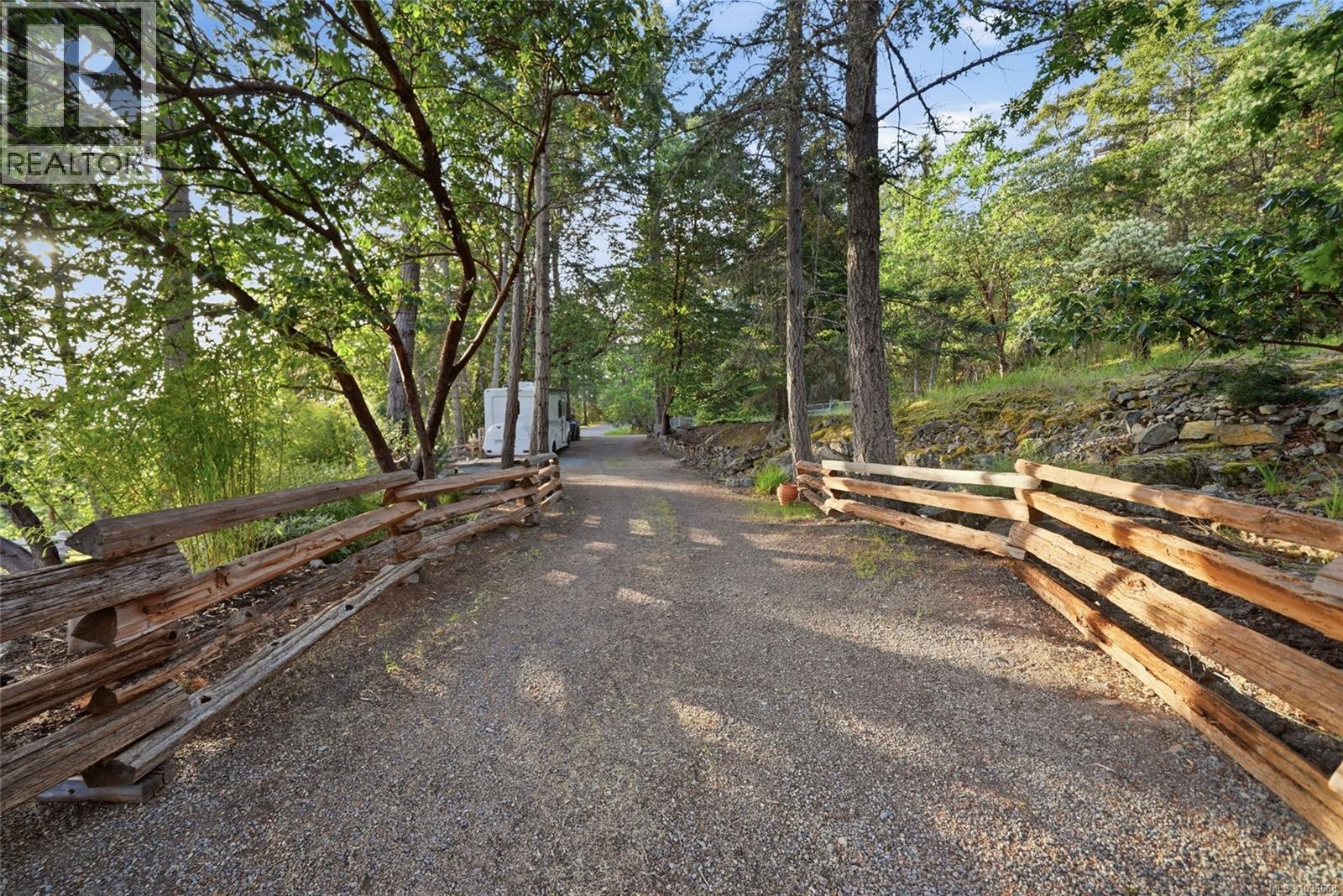 2399 Chain Way - 15