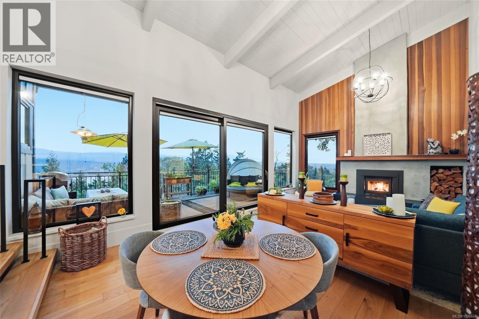 2399 Chain Way - 2