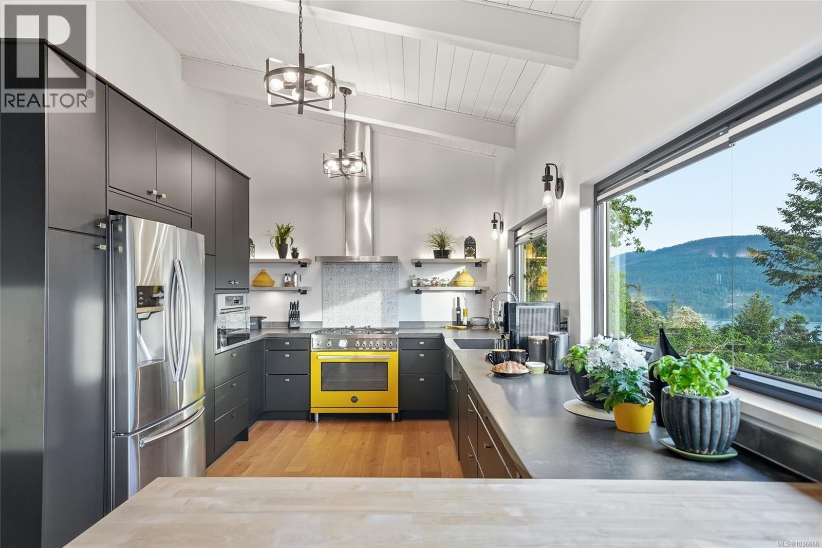 2399 Chain Way - 32