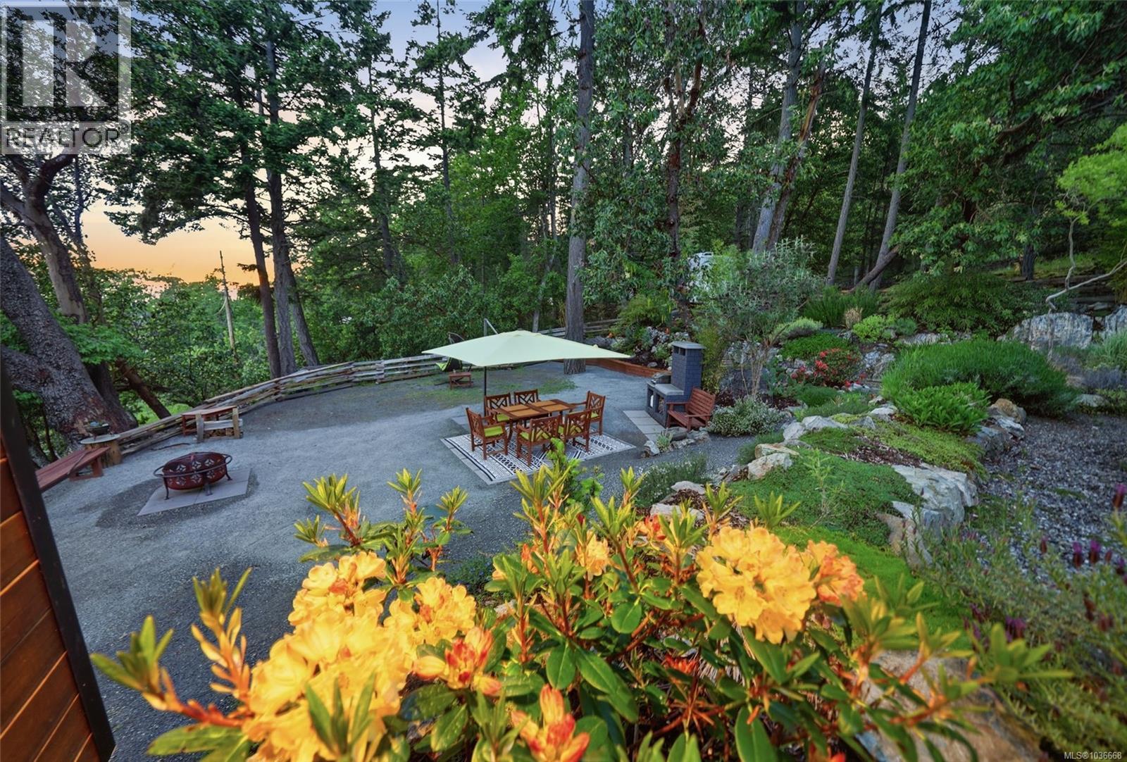 2399 Chain Way - 8