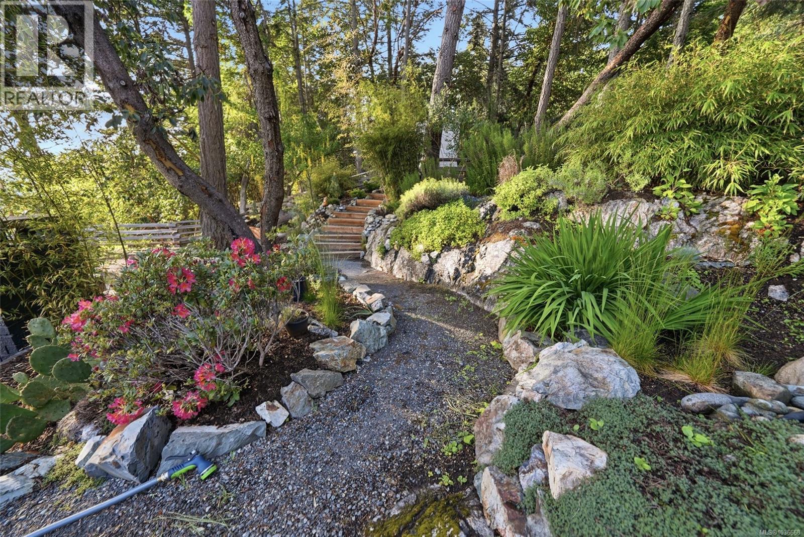 2399 Chain Way - 9