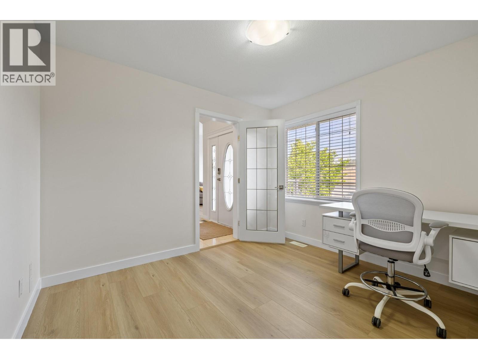1638 Lindsay Drive - 24
