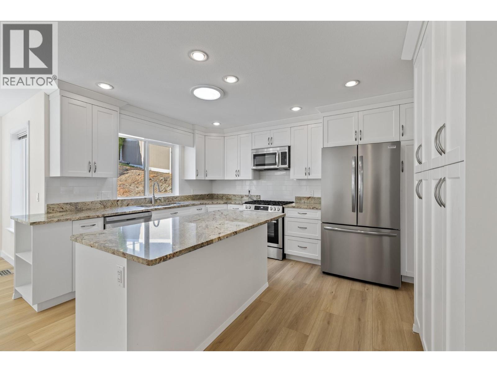 1638 Lindsay Drive - 3