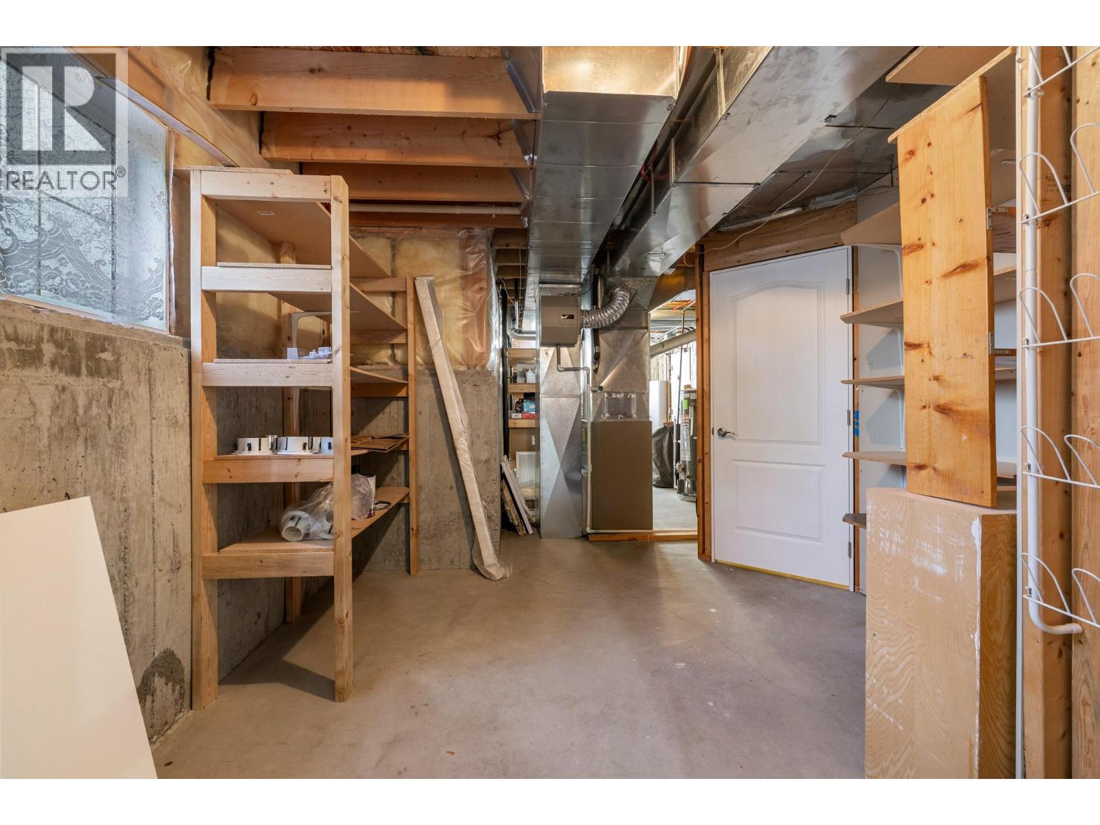 1638 Lindsay Drive, Kelowna